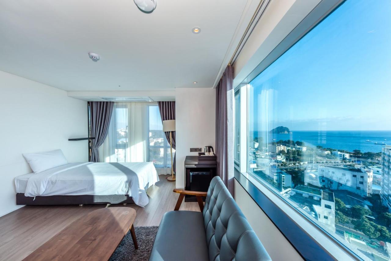 The First70 Hotel Seogwipo Ngoại thất bức ảnh